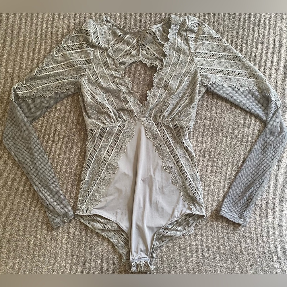 COPY - AERIE Lace Bodysuit